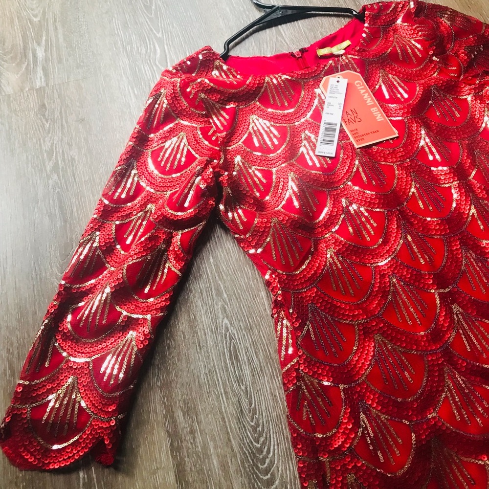 Gianni Bini mistletoe sequin dress